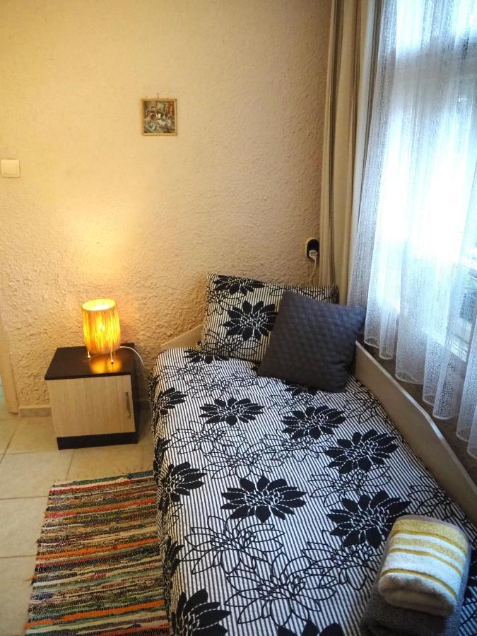 Authentic Guest Stay In The Heart Of Veliko Tarnovo Студио С Изглед Към Царевец מראה חיצוני תמונה