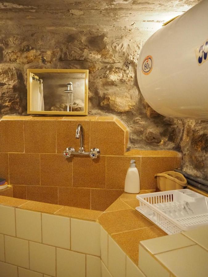 Authentic Guest Stay In The Heart Of Veliko Tarnovo Студио С Изглед Към Царевец מראה חיצוני תמונה