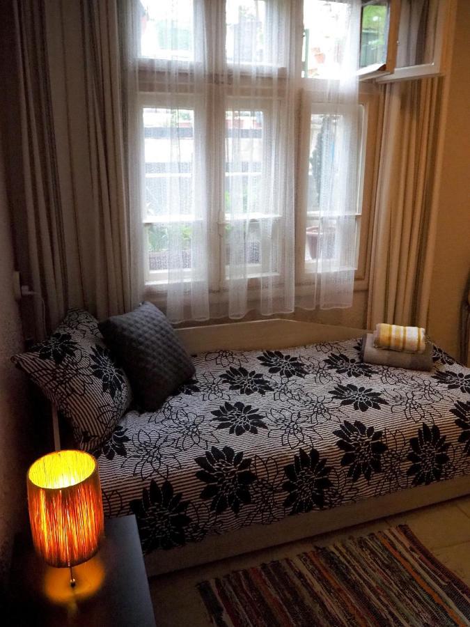Authentic Guest Stay In The Heart Of Veliko Tarnovo Студио С Изглед Към Царевец מראה חיצוני תמונה
