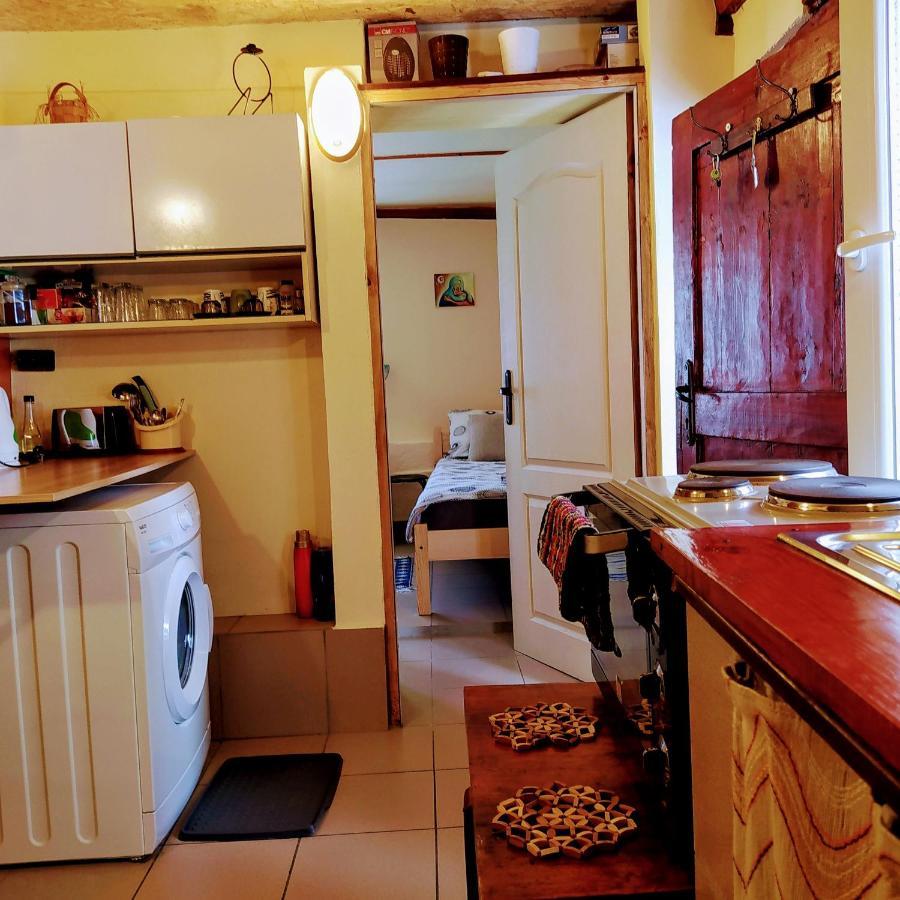 Authentic Guest Stay In The Heart Of Veliko Tarnovo Студио С Изглед Към Царевец מראה חיצוני תמונה